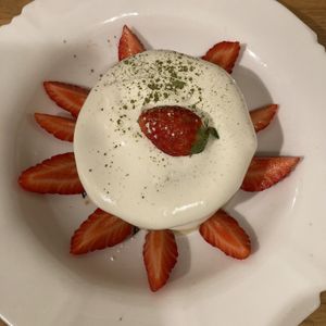 So tasty pancakes 🥞   at Chillin' Cafe in Madrid