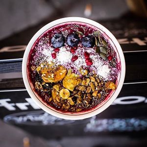 berry bowl at Chillin' Cafe in Madrid