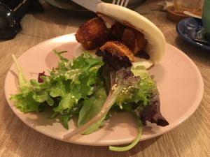 Bao de nuggets at Chillin' Cafe in Madrid