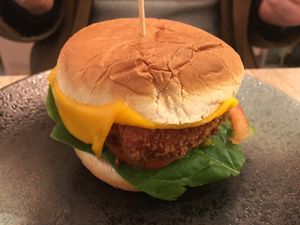 Burger at Chillin' Cafe in Madrid