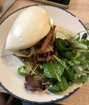 Bao de jamón vegano  at Chillin' Cafe in Madrid