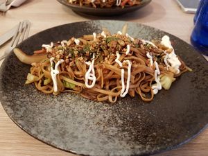 Yakisoba at Chillin' Cafe in Madrid