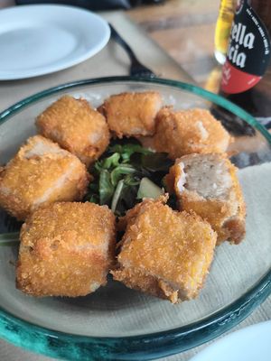  at El Manglar in Oviedo