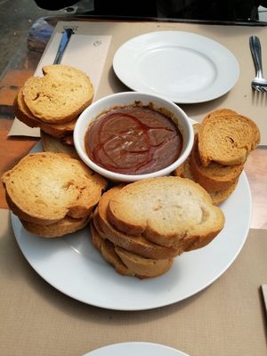  at El Manglar in Oviedo