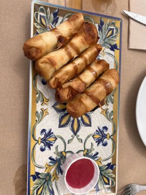 Spring rolls  at El Manglar in Oviedo