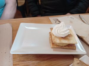 Milhojas at El Manglar in Oviedo