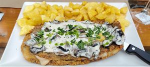 Cachopo concurso at El Manglar in Oviedo