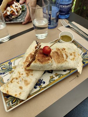 Shawarma at El Manglar in Oviedo