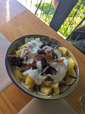 Patatatolis at El Manglar in Oviedo