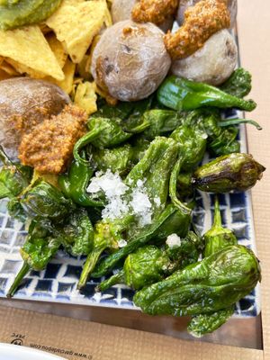 Vegan starter tasting at El Manglar in Oviedo