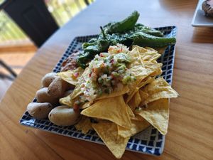 Entrantes veganos at El Manglar in Oviedo