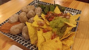  at El Manglar in Oviedo