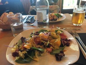 The entree - fresh salad with mango - menu del día  at El Manglar in Oviedo