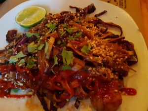 Pad Thai yummyyyy at El Manglar in Oviedo