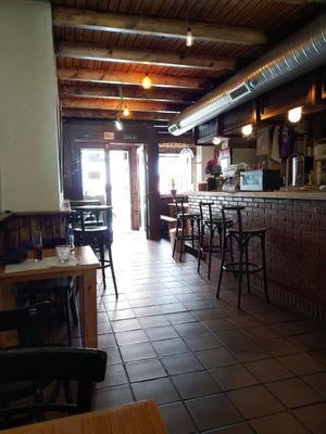 Bar antiguo pub at El Manglar in Oviedo