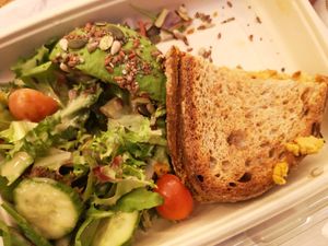 Vegan take away salad at Le Pain Quotidien in Namur