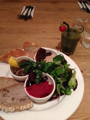 Bread with different spreads at Le Pain Quotidien in Leuven
