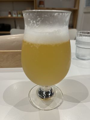 Tokyo White beer  at Fluunt KOFU in Kofu