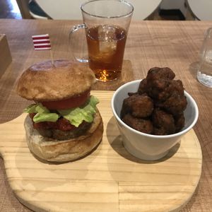 Delicious burger w/ fried soy meat & iced rooibus tea!!  at Fluunt KOFU in Kofu