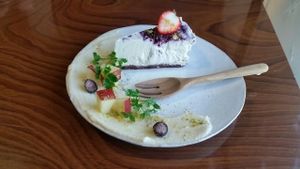 Vegan blueberry cheesecake! at Uguisu Indian Curry - 焼菓子とインドカレー うぐいす  in Yamanashi