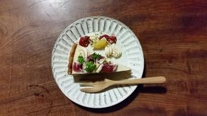 Vegan Berry Cheesecake at Uguisu Indian Curry - 焼菓子とインドカレー うぐいす  in Yamanashi