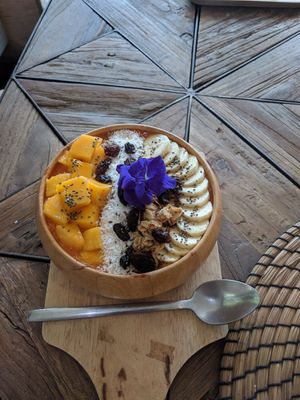 Aloha Delight Smoothie Bowl at Coco Mango in Koh Chang