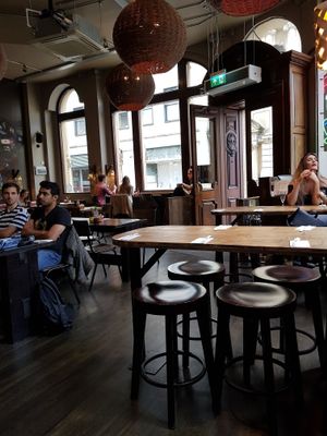 restaurant at Pho in Bristol