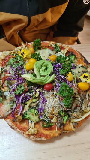 Vegetable Pizza at Vida Vegan Bistro in Cusco