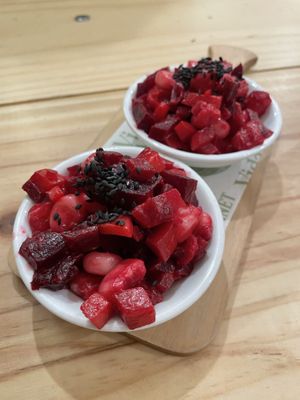 Complimentary starter of beet salad  at Vida Vegan Bistro in Cusco