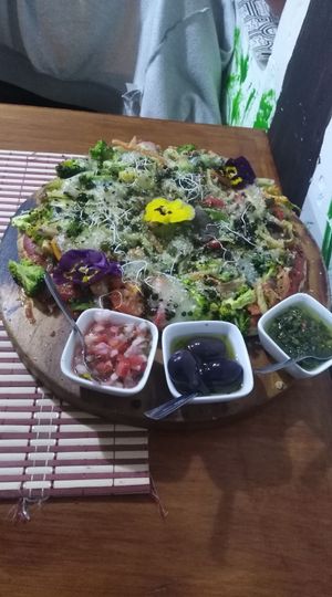 Pizza with vegetables at Vida Vegan Bistro in Cusco