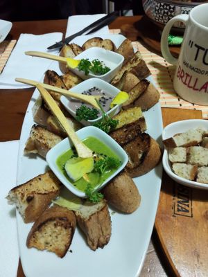 Garlic bread at Vida Vegan Bistro in Cusco