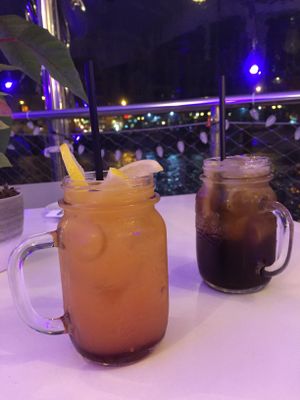 Cocktails at Naar RestoBar in St Julians