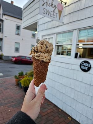 Candy bar flavor! at Sticky Sweet in Portland