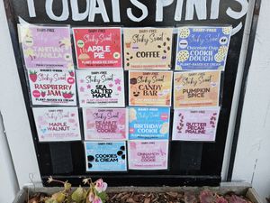 Pints at Sticky Sweet in Portland