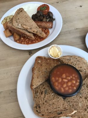 breakfast at Larder in Brighton