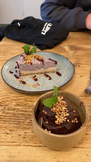 Cheesecake and chocolate ice cream at Pura in Luzern