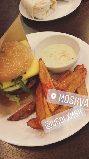 Burger and wrap at Ugol in Moscow