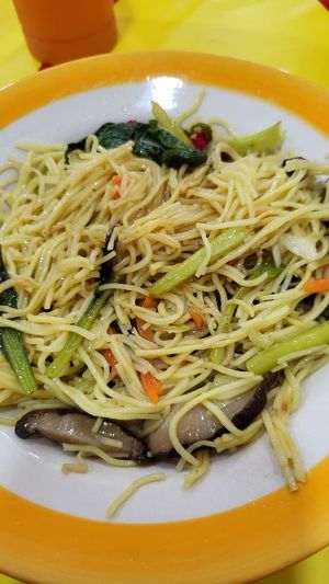 Noodles from the buffet at Ranahat Je Vegan Restaurant in Ayutthaya