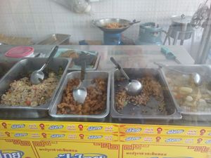 Food counter at Ranahat Je Vegan Restaurant in Ayutthaya