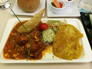 Meat ball with rice at Yerbabuena - Hileras in Madrid