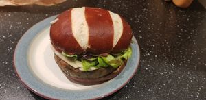 Mushroom and spinach burger at Earth Restaurant & Takeaway in Petersfield