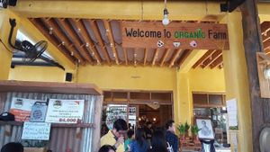entrance  at Ohkajhu Organic Restaurant - San Sai in Chiang Mai