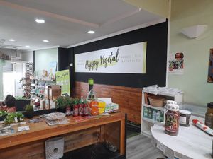 Loving the new, larger premises! at Happy Vegetal in Alicante
