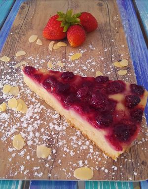 Tarta de FRAMBUESAS con crema de almendras, te sorprenderás! at Sa Cova in Mallorca