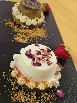 Vegsn Chescakes at Sa Cova in Mallorca