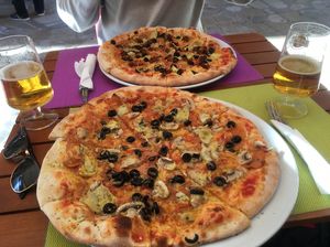 vegan pizza  at Sa Cova in Mallorca