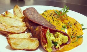 Pancake, baked potatoes at Raposa Vegana in Cuiaba