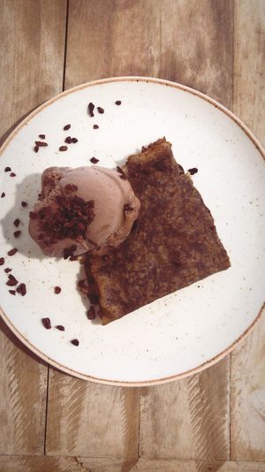 Crepe com sorvete de cacau  at Raposa Vegana in Cuiaba