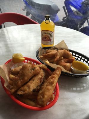 Vegan “Fish’N’Chips” & “Prawns”. ❤️ at The Fish Shack in Canberra