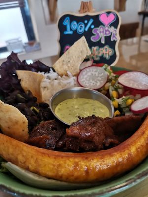 Buddha bowl mexicano at Lupito Cocina Vegana in La Paz